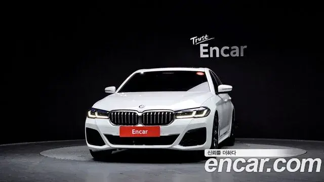 BMW 5 Series 2023 — Photo 14/20