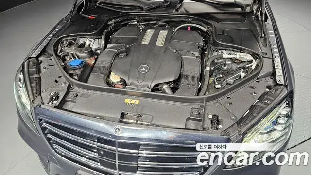 Mercedes-Benz S-Class 2020 — Фото 6/20