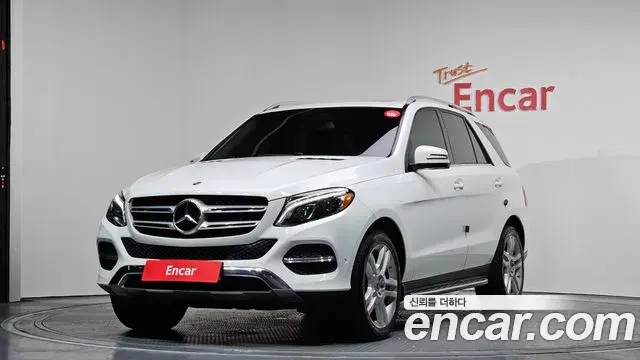 Mercedes-Benz GLE-Class 2018 — Şəkil 2/20