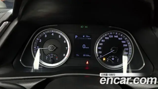 Hyundai Sonata 2020 — Фото 8/20