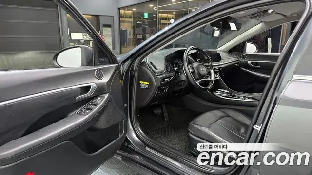 Hyundai Sonata 2020 — Фото 11/20