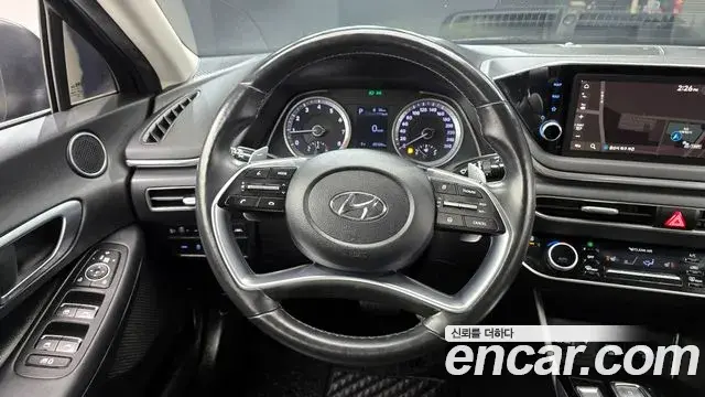 Hyundai Sonata 2020 — Фото 14/20