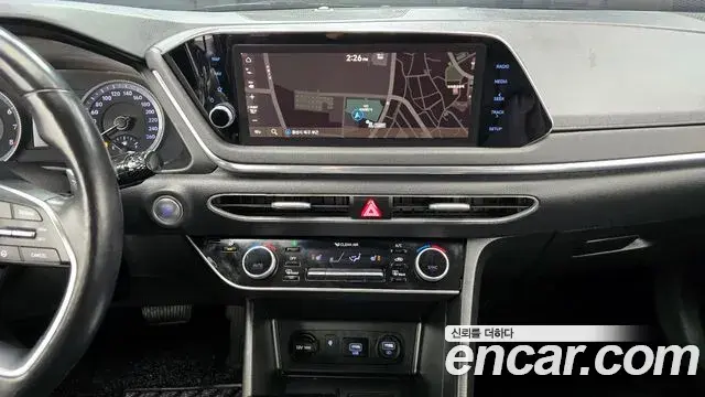 Hyundai Sonata 2020 — Фото 15/20