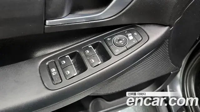 Hyundai Sonata 2020 — Фото 18/20