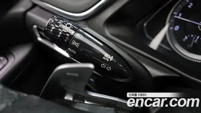 Hyundai Sonata 2020 — Фото 19/20