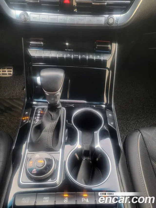 Kia Mohave The Master 2022 — Photo 10/19