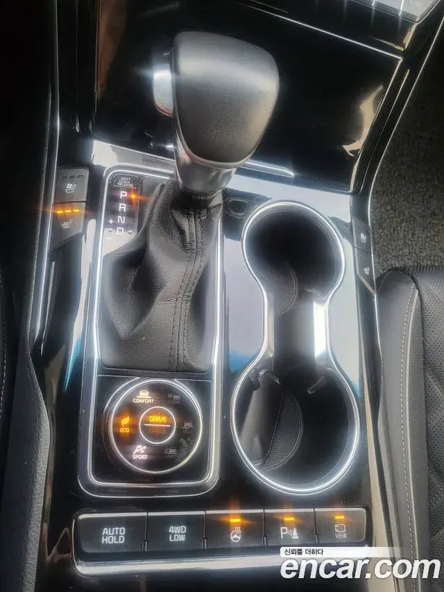 Kia Mohave The Master 2022 — Photo 12/19
