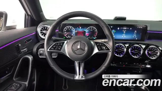 Mercedes-Benz A-Class 2024 — Photo 5/21