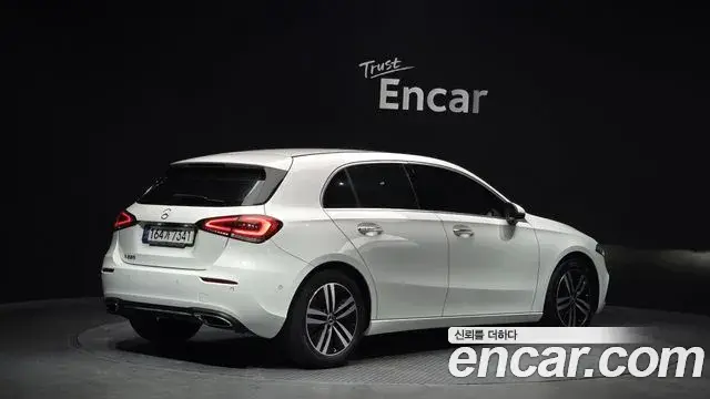 Mercedes-Benz A-Class 2021 — Şəkil 11/20