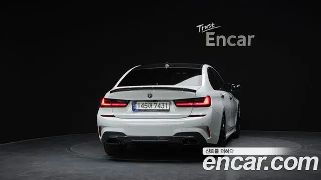 BMW 3 Series 2019 — Şəkil 13/20