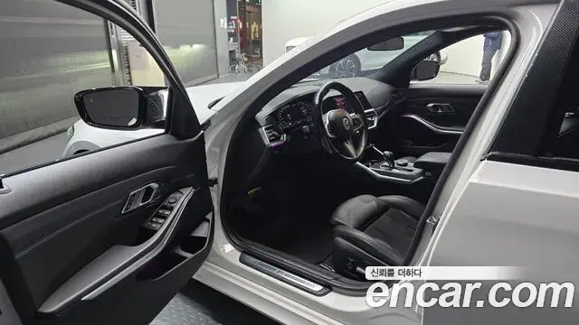 BMW 3 Series 2019 — Şəkil 7/20