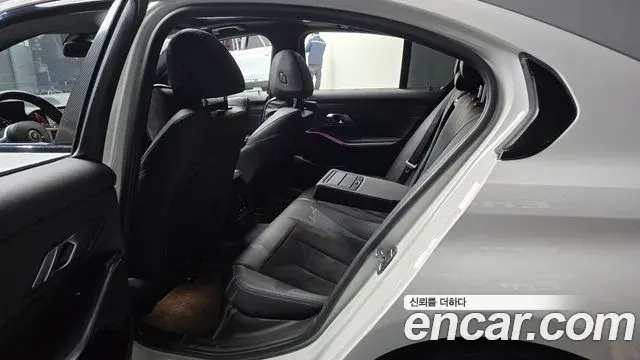 BMW 3 Series 2019 — Şəkil 4/20