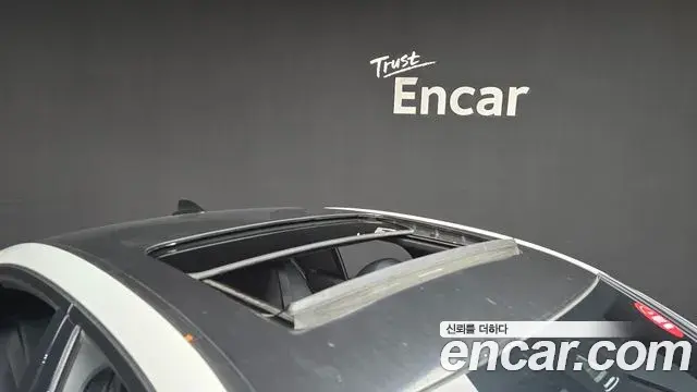 BMW 3 Series 2019 — Şəkil 18/20