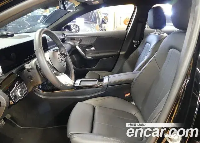 Mercedes-Benz A-Class 2024 — Şəkil 12/20