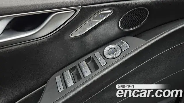 Genesis G80 2021 — ფოტო 19/20
