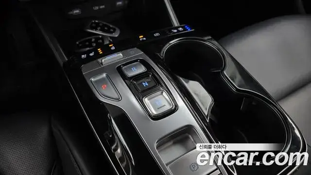 Hyundai Tucson Hybrid 2021 — ფოტო 15/20