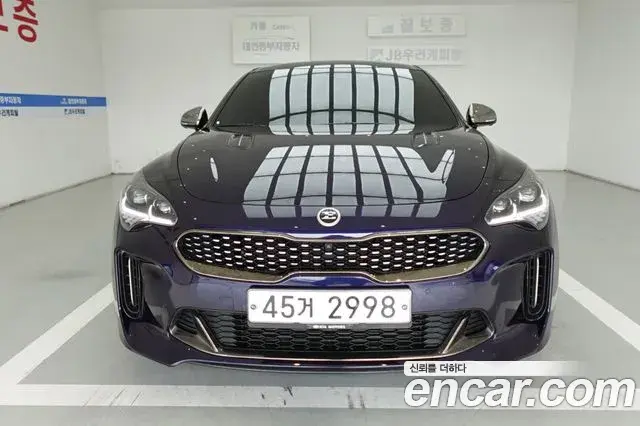 Kia Stinger 2018 — Şəkil 18/20