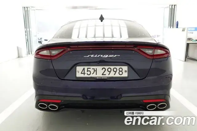 Kia Stinger 2018 — Şəkil 3/20