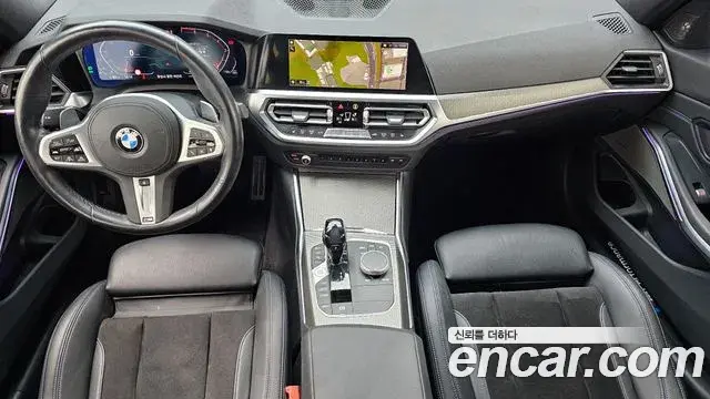 BMW 3 Series 2021 — Photo 18/20