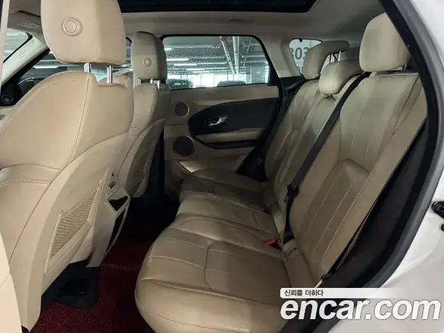 Land Rover Range Rover Evoque 2018 — Фото 11/20