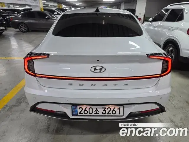Hyundai Sonata Hybrid 2020 — Şəkil 8/19