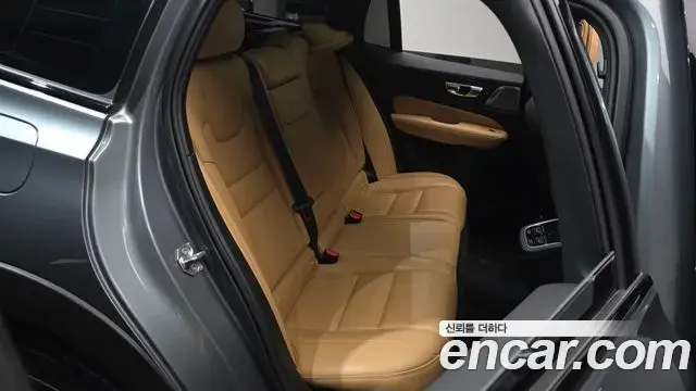 Volvo V60 Cross Country 2021 — Şəkil 3/20