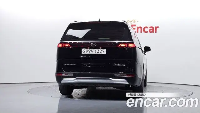 Kia Carnival 2020 — Photo 7/20