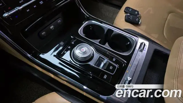 Kia Carnival 2020 — Photo 20/20