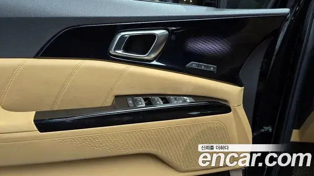 Kia Carnival 2020 — Photo 16/20