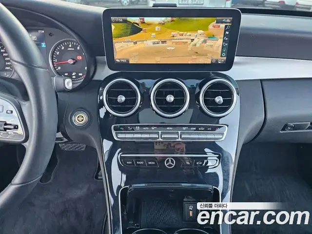 Mercedes-Benz C-Class 2020 — Şəkil 17/20