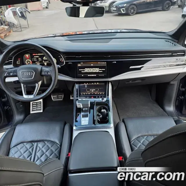 Audi Q7 2023 — ფოტო 20/20