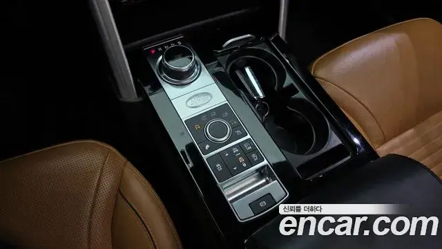 Land Rover Discovery 5 2018 — ფოტო 5/20