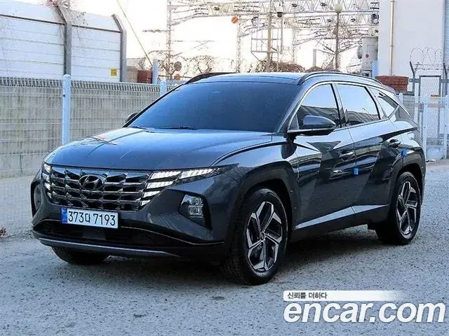 Hyundai Tucson Hybrid 2023 — Photo 5/20