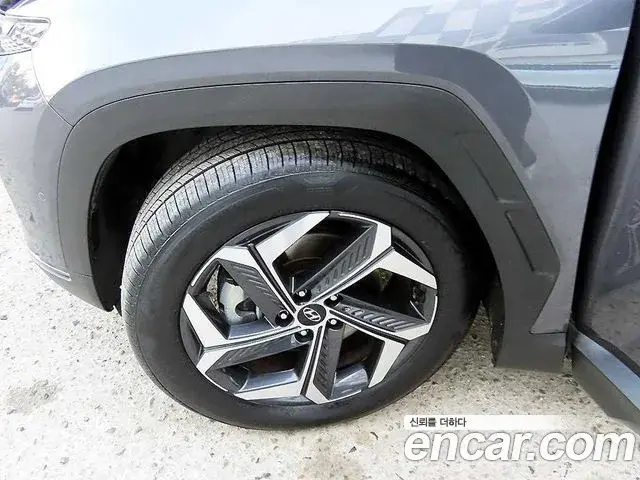 Hyundai Tucson Hybrid 2023 — Photo 1/20