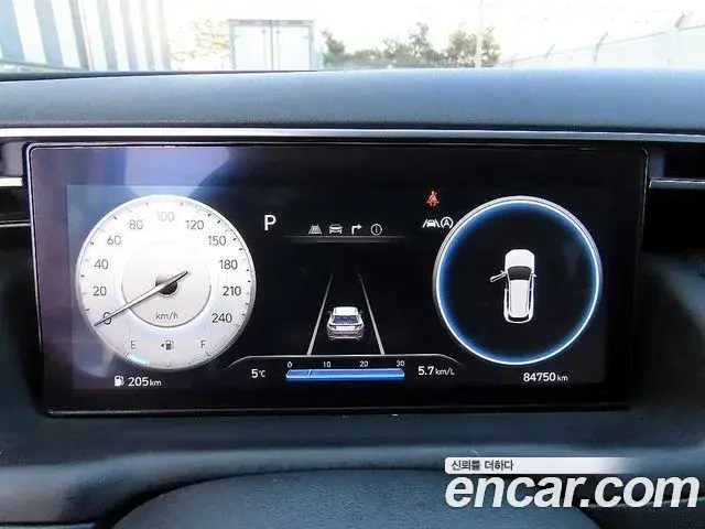 Hyundai Tucson Hybrid 2023 — Photo 11/20