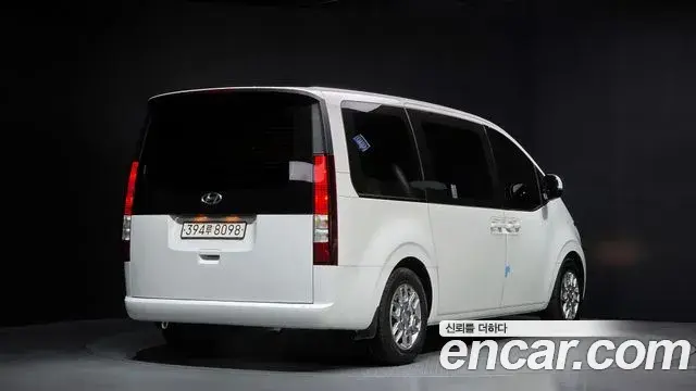 Hyundai Staria 2021 — Фото 2/20