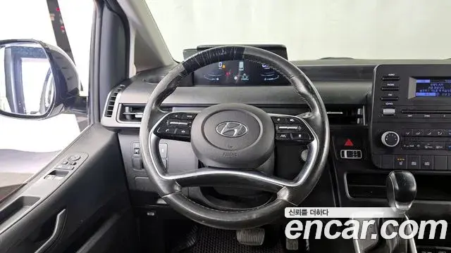 Hyundai Staria 2021 — Фото 13/20
