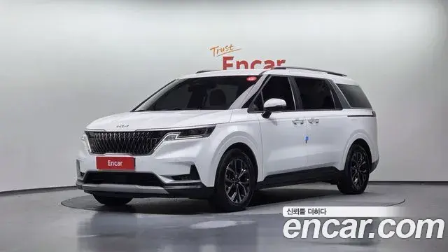 Kia Carnival 2022 — Photo 1/20