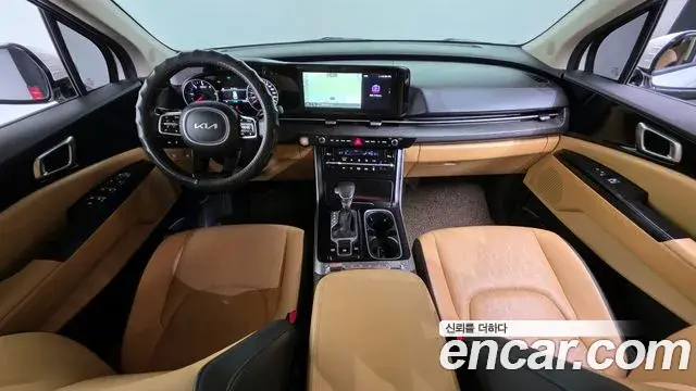 Kia Carnival 2022 — Photo 7/20