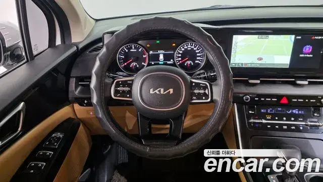 Kia Carnival 2022 — Photo 13/20