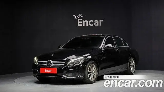 Mercedes-Benz C-Class 2018 — Şəkil 20/20