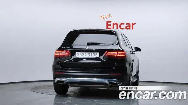 Mercedes-Benz GLC-Class 2019 — Фото 4/20
