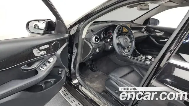 Mercedes-Benz GLC-Class 2019 — Фото 10/20