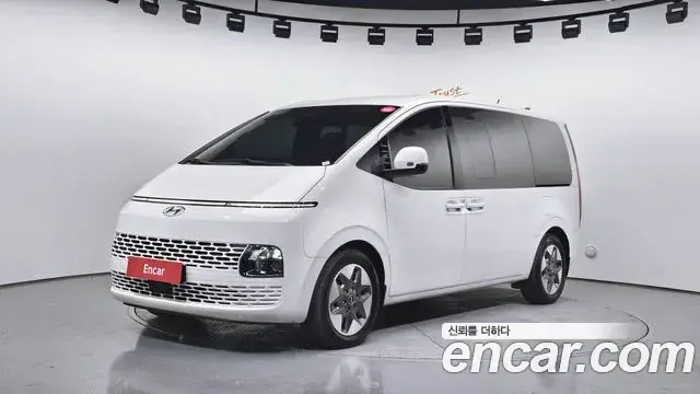 Hyundai Staria 2023 — Şəkil 12/20