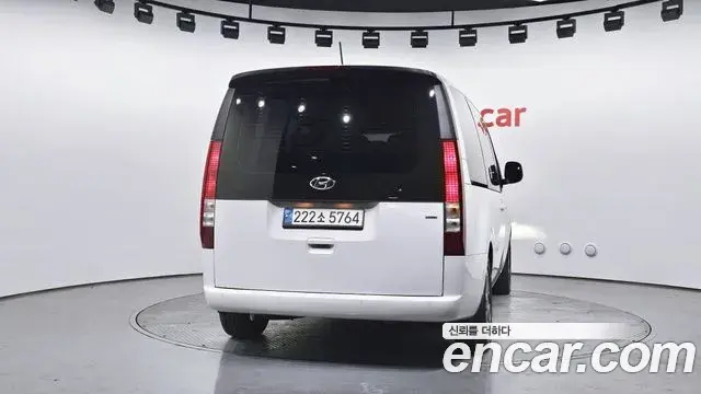 Hyundai Staria 2023 — Şəkil 1/20