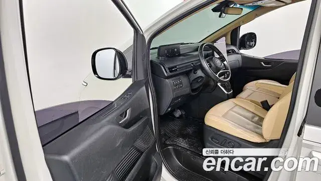 Hyundai Staria 2023 — Şəkil 19/20
