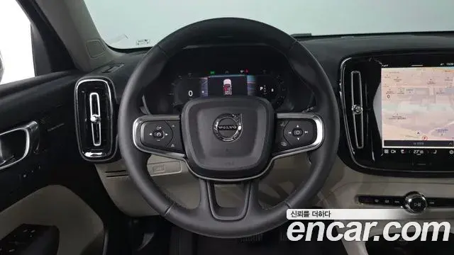 Volvo XC40 2024 — ფოტო 5/21
