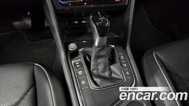 Volkswagen Tiguan Allspace 2022 — ფოტო 2/20