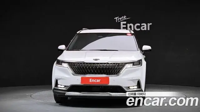 Kia Carnival 2021 — Фото 2/20