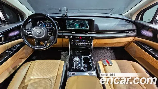 Kia Carnival 2021 — Фото 6/20